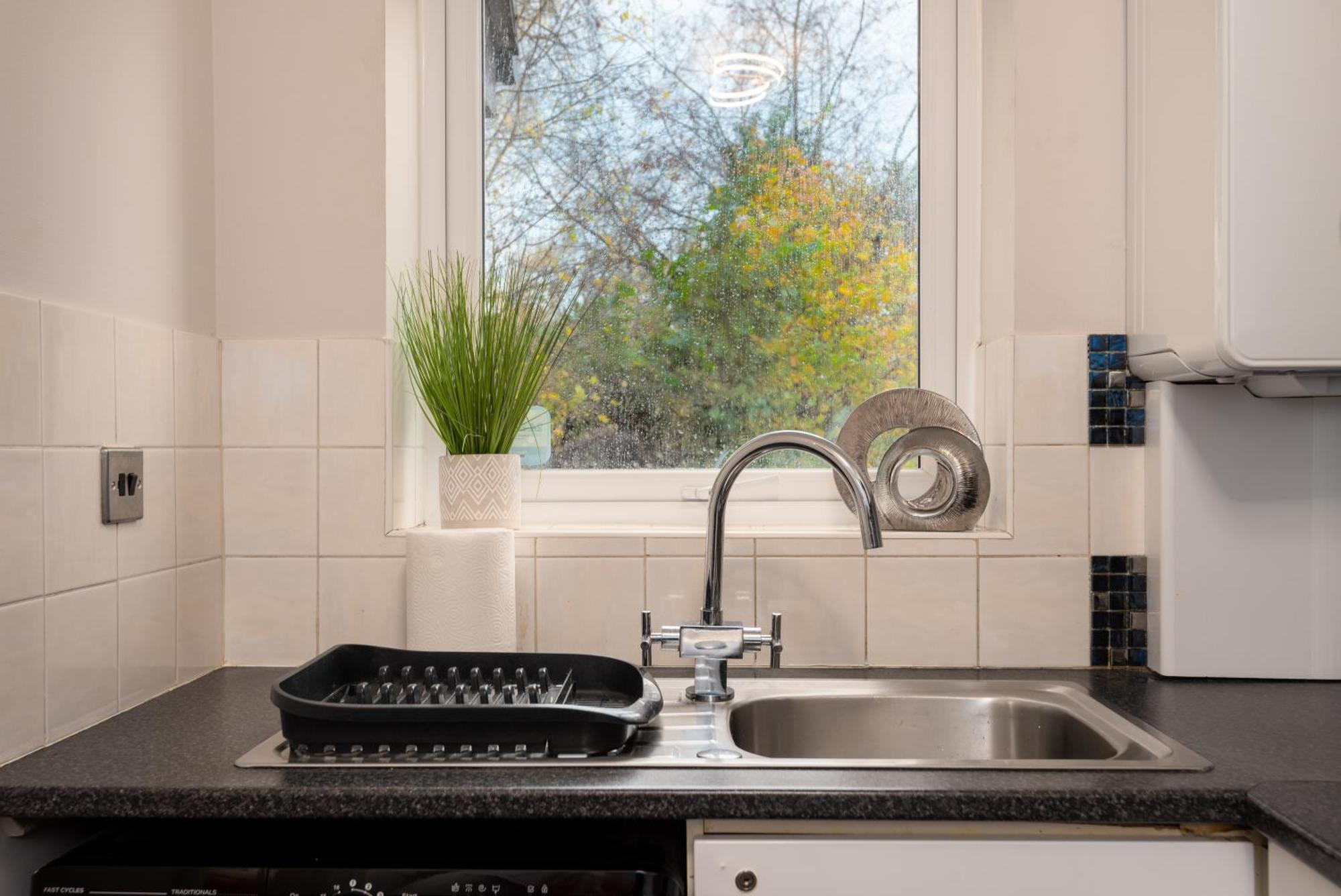 Worcester Fabulous Cherry Tree Mews Self Check In Dogs Welcome By Prior Arrangement , 2 Double Bedrooms ,Super Fast Wi-Fi, With Free Off Road Parking For 2 Vehicles Near Royal Hospital And Woodland Walks 외부 사진