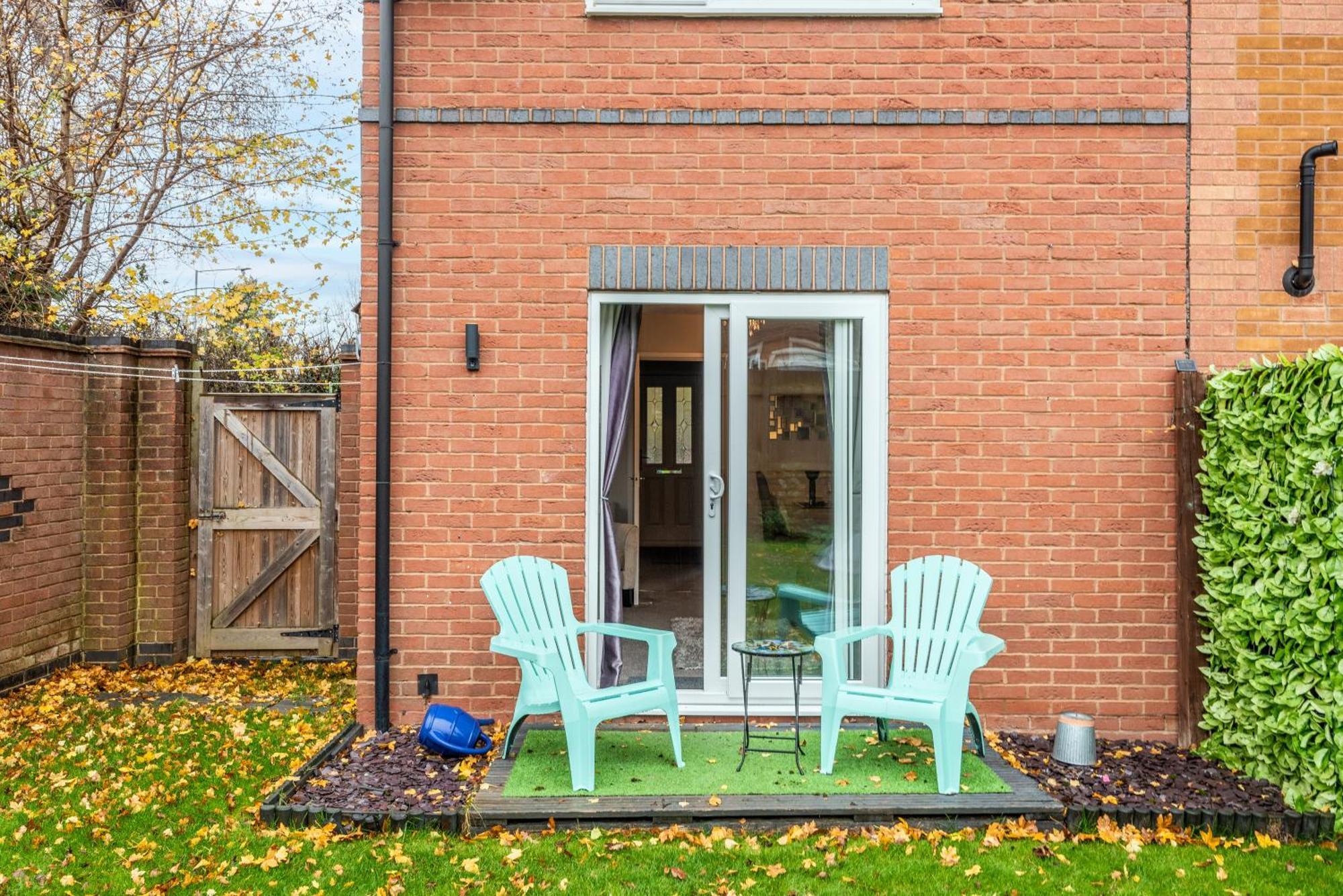 Worcester Fabulous Cherry Tree Mews Self Check In Dogs Welcome By Prior Arrangement , 2 Double Bedrooms ,Super Fast Wi-Fi, With Free Off Road Parking For 2 Vehicles Near Royal Hospital And Woodland Walks 외부 사진