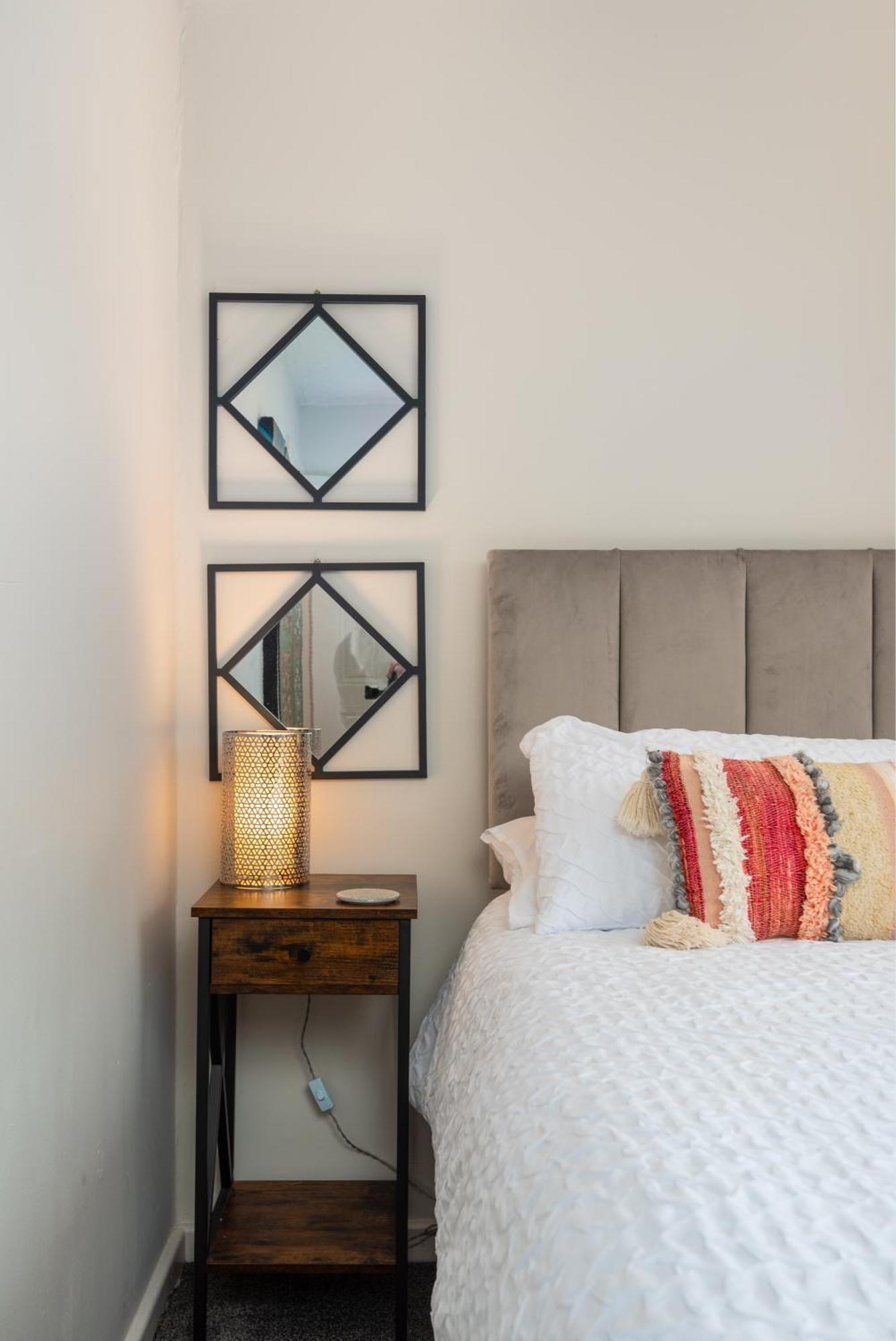 Worcester Fabulous Cherry Tree Mews Self Check In Dogs Welcome By Prior Arrangement , 2 Double Bedrooms ,Super Fast Wi-Fi, With Free Off Road Parking For 2 Vehicles Near Royal Hospital And Woodland Walks 외부 사진