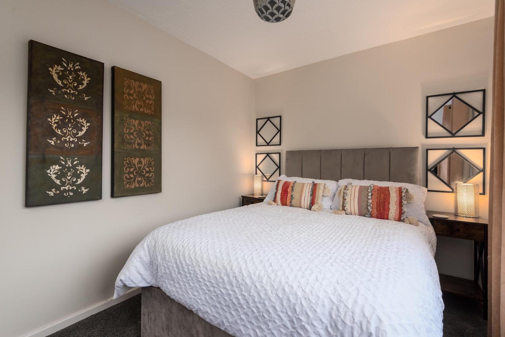 Worcester Fabulous Cherry Tree Mews Self Check In Dogs Welcome By Prior Arrangement , 2 Double Bedrooms ,Super Fast Wi-Fi, With Free Off Road Parking For 2 Vehicles Near Royal Hospital And Woodland Walks 외부 사진